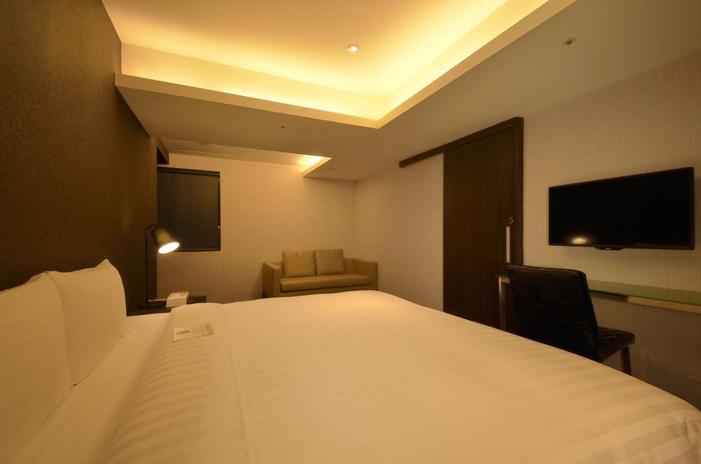 安庭台北商旅 Hotel Taipei Bagian luar foto